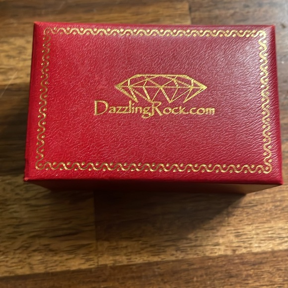 Dazzling Rock Diamond Ring - Picture 6 of 6